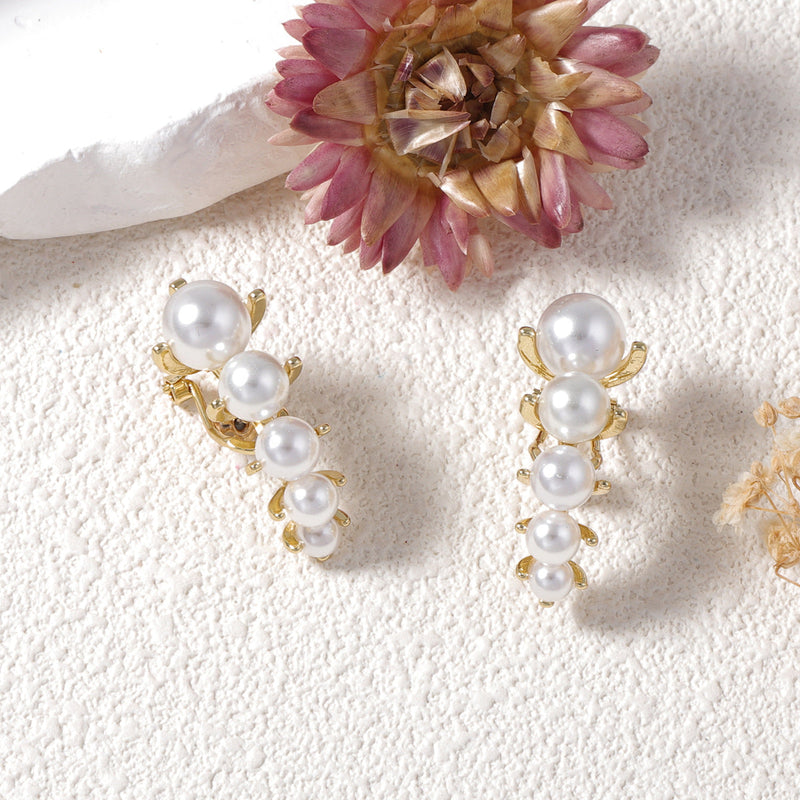 Charming Pearl Earring for Any Occasion