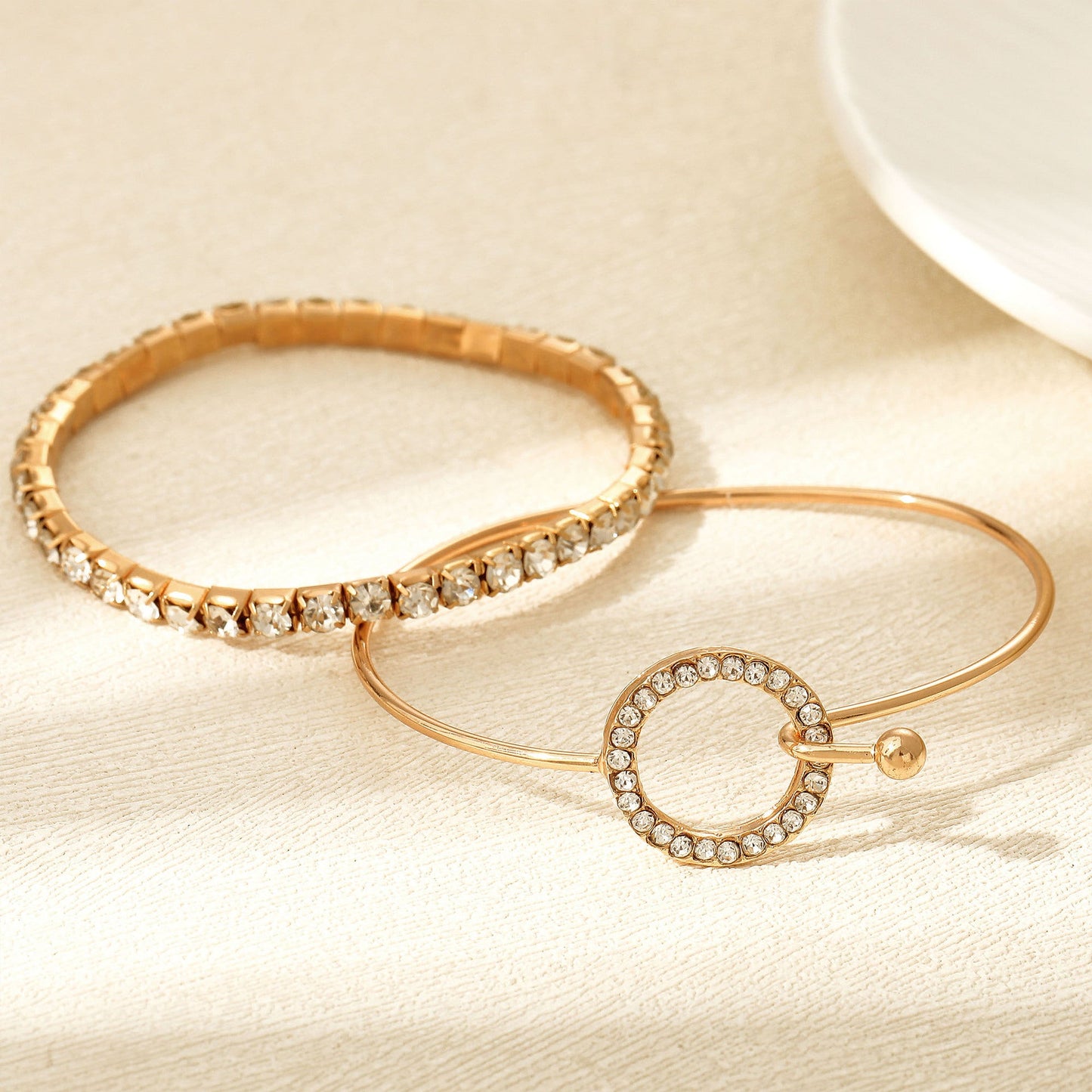 Charming Gold Set for Any Occasion