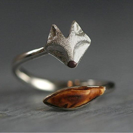 Romantic Silver Ring for Special Moments
