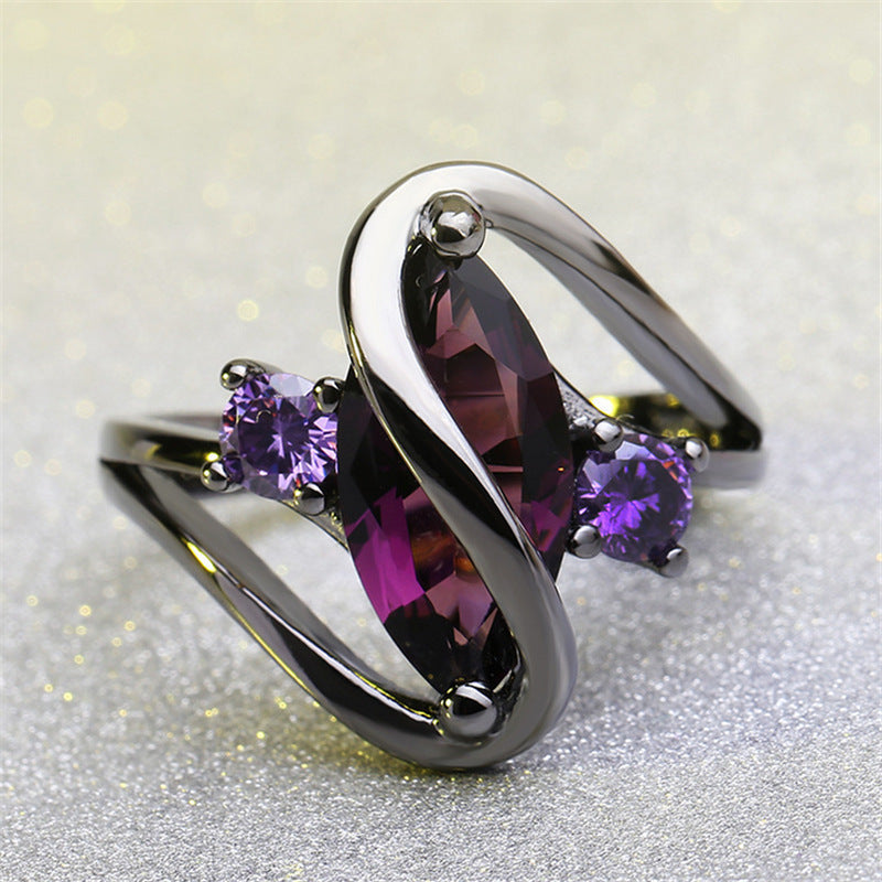 Beautiful Gold Ring with Unique Style