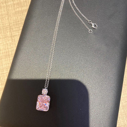 Stunning Necklace for Daily Wear
