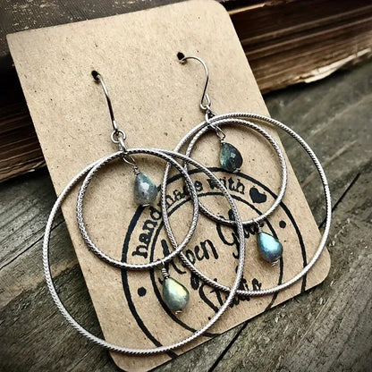 Charming Earring for Any Occasion