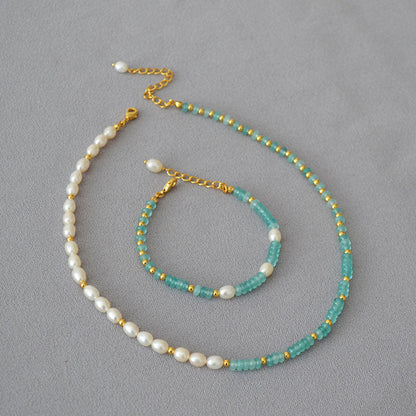 Romantic Pearl Necklace for Special Moments