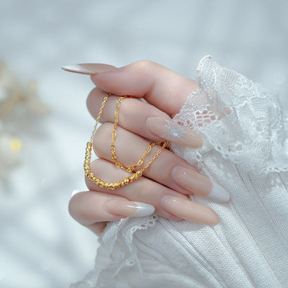 Romantic Gold Bracelet for Special Moments