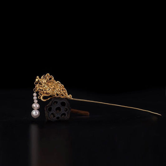 Beautiful Gold Piece with Unique Style