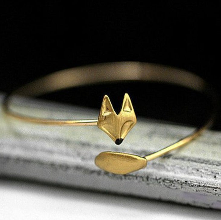 Beautiful Bracelet with Unique Style