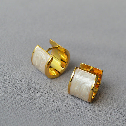 Vintage Handmade Gold Earring