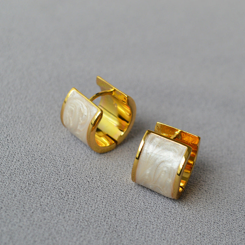 Vintage Handmade Gold Earring
