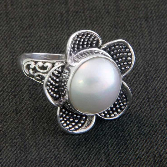 Elegant Ring for Every Occasion