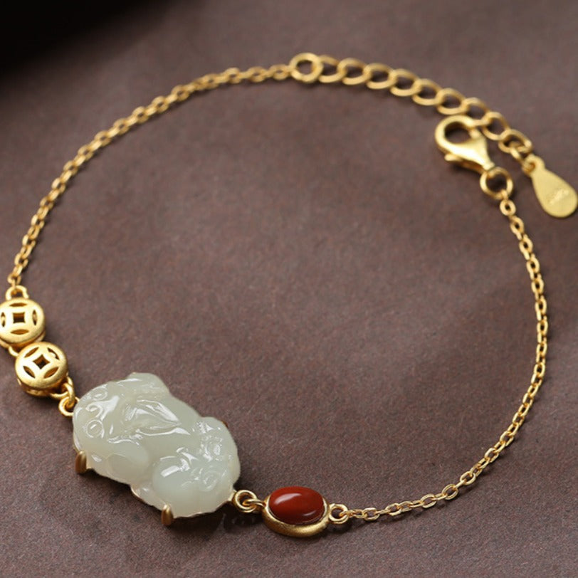 Beautiful Silver Bracelet with Unique Style