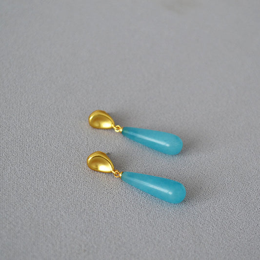 Stunning Gold Earring for Daily Wear