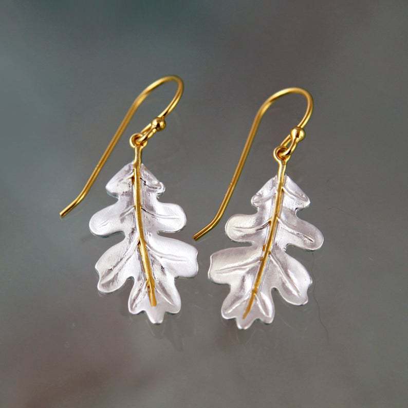 Romantic Silver Earring for Special Moments