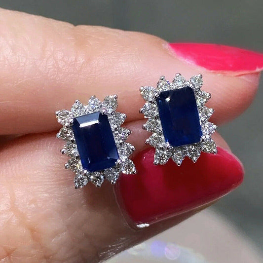 Charming Earring for Any Occasion
