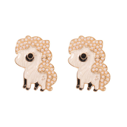 Classic Pearl Earring with Timeless Appeal