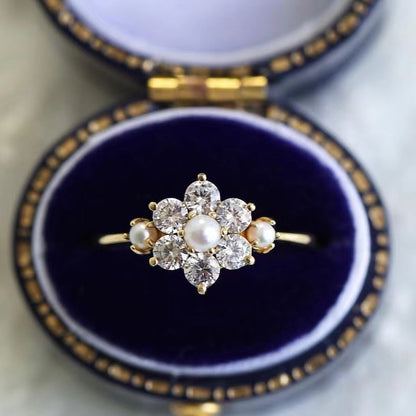 Beautiful Pearl Ring with Unique Style