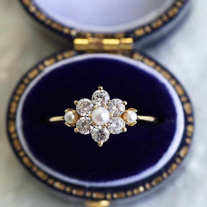 Beautiful Pearl Ring with Unique Style