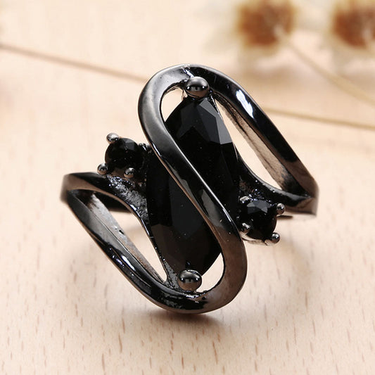 Romantic Gold Ring for Special Moments