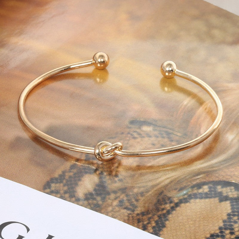 Romantic Bracelet for Special Moments