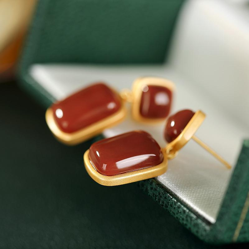 Classic Silver Earring with Timeless Appeal