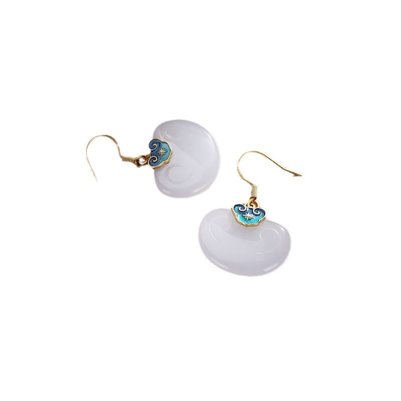 Beautiful Gold Earring with Unique Style