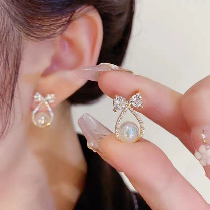 Delicate Artisan Pearl Earring
