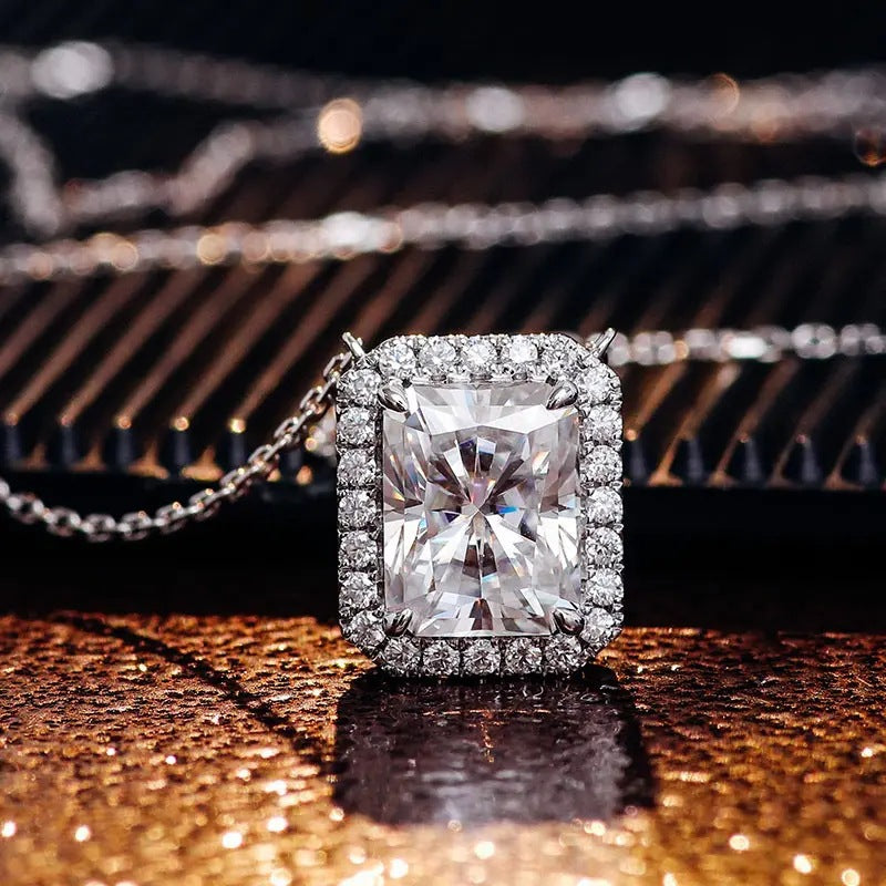Classic Necklace with Timeless Appeal
