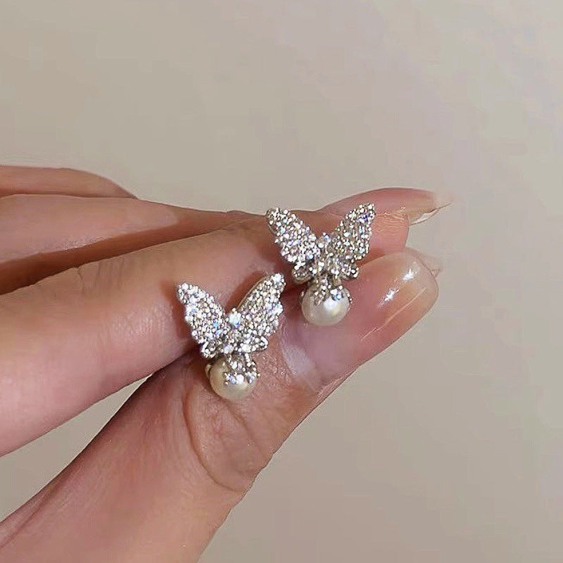 Delicate Artisan Pearl Earring