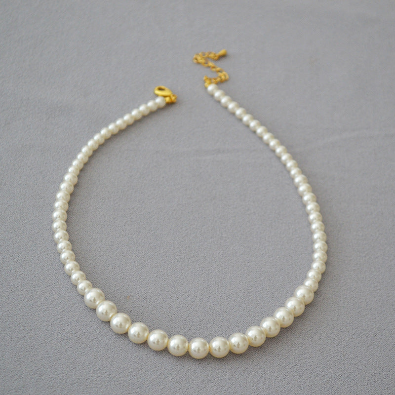 Beautiful Pearl Necklace with Unique Style