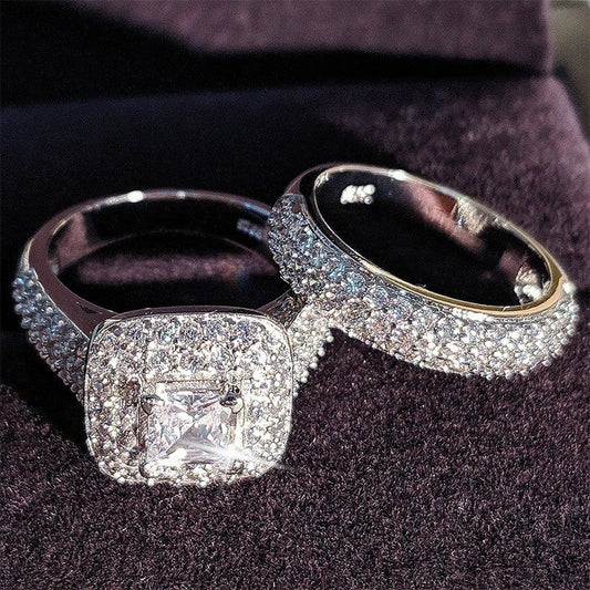 Classic Silver Ring with Timeless Appeal