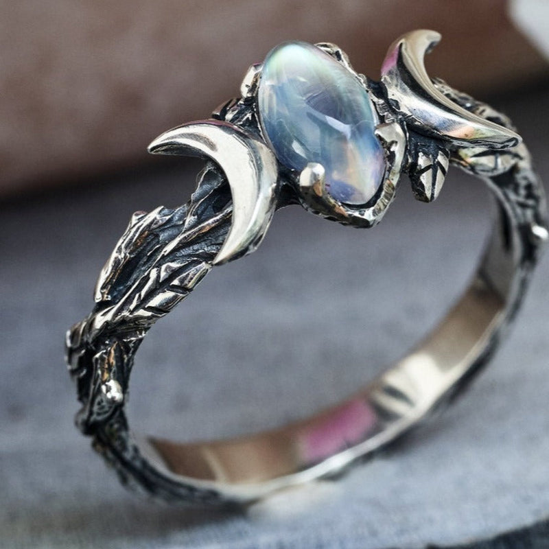 Beautiful Ring with Unique Style