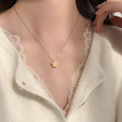 Elegant Gold Necklace for Every Occasion