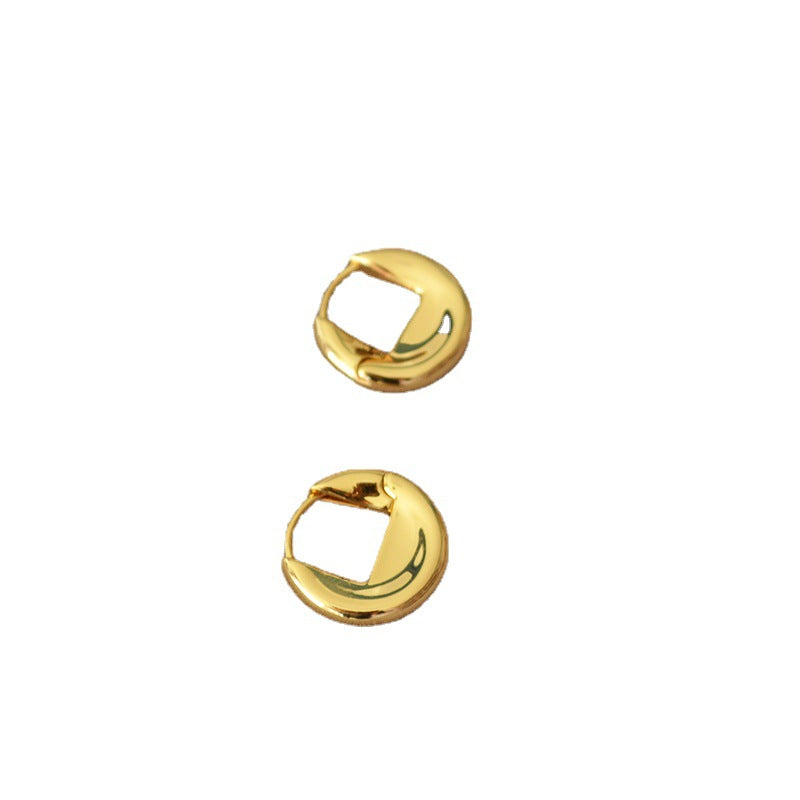 Beautiful Gold Earring with Unique Style