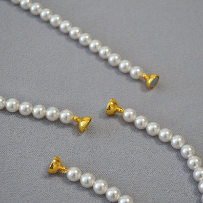 Classic Pearl Necklace with Timeless Appeal