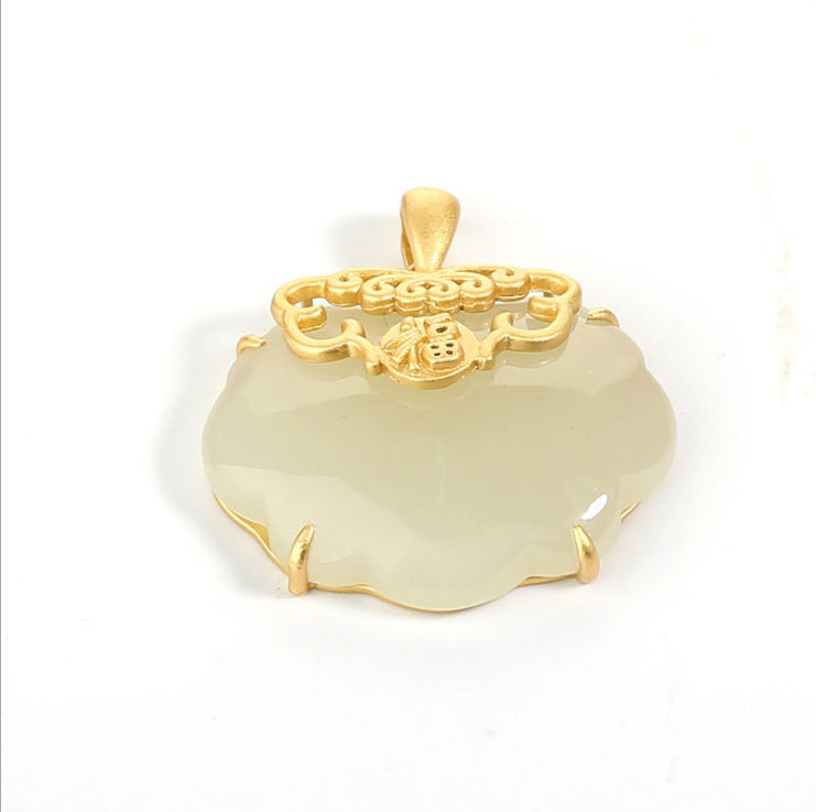 Beautiful Gold Necklace with Unique Style