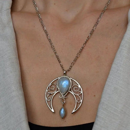 Stunning Necklace for Daily Wear