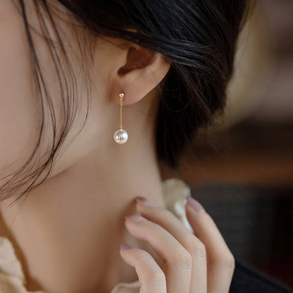 Charming Pearl Earring for Any Occasion