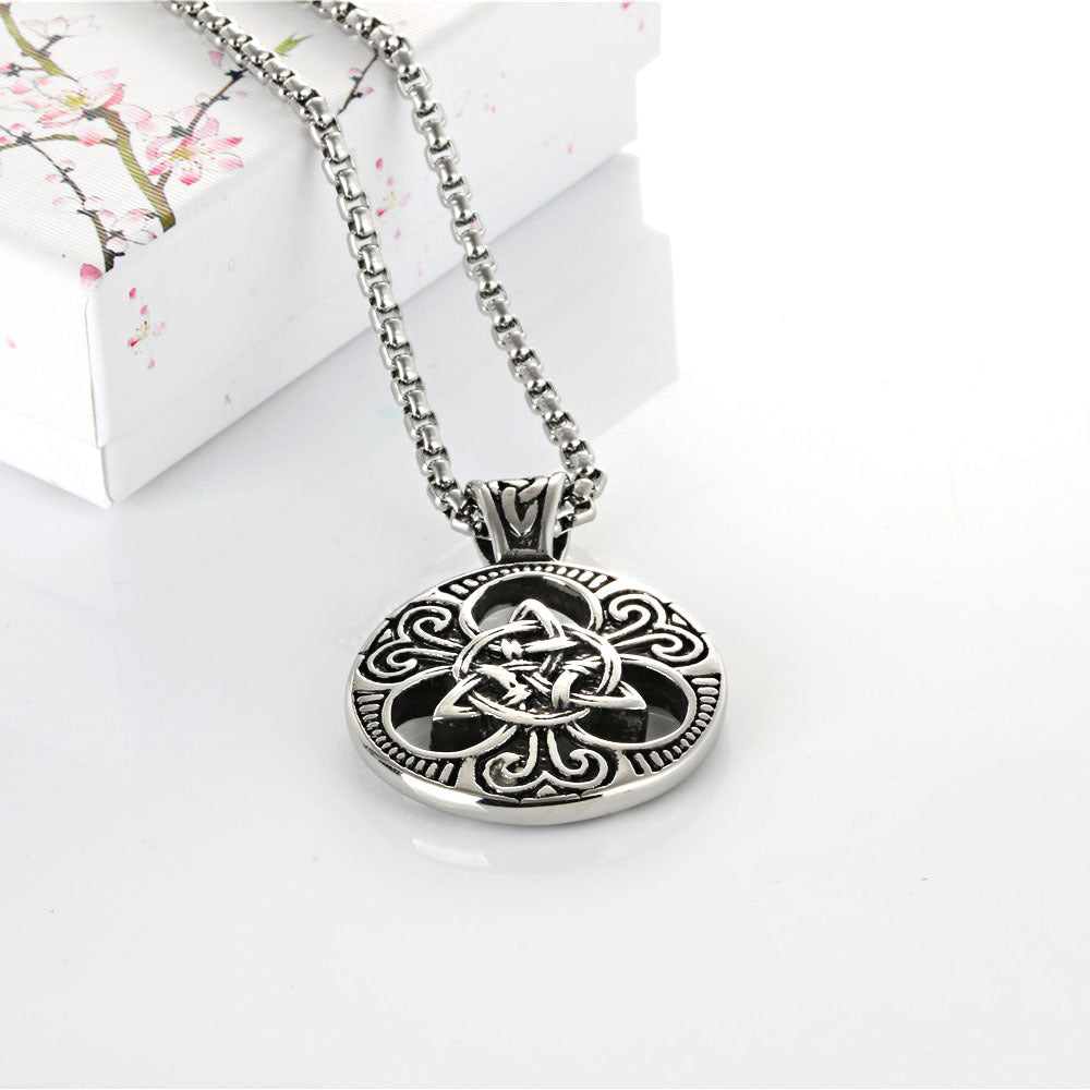 Stunning Necklace for Daily Wear