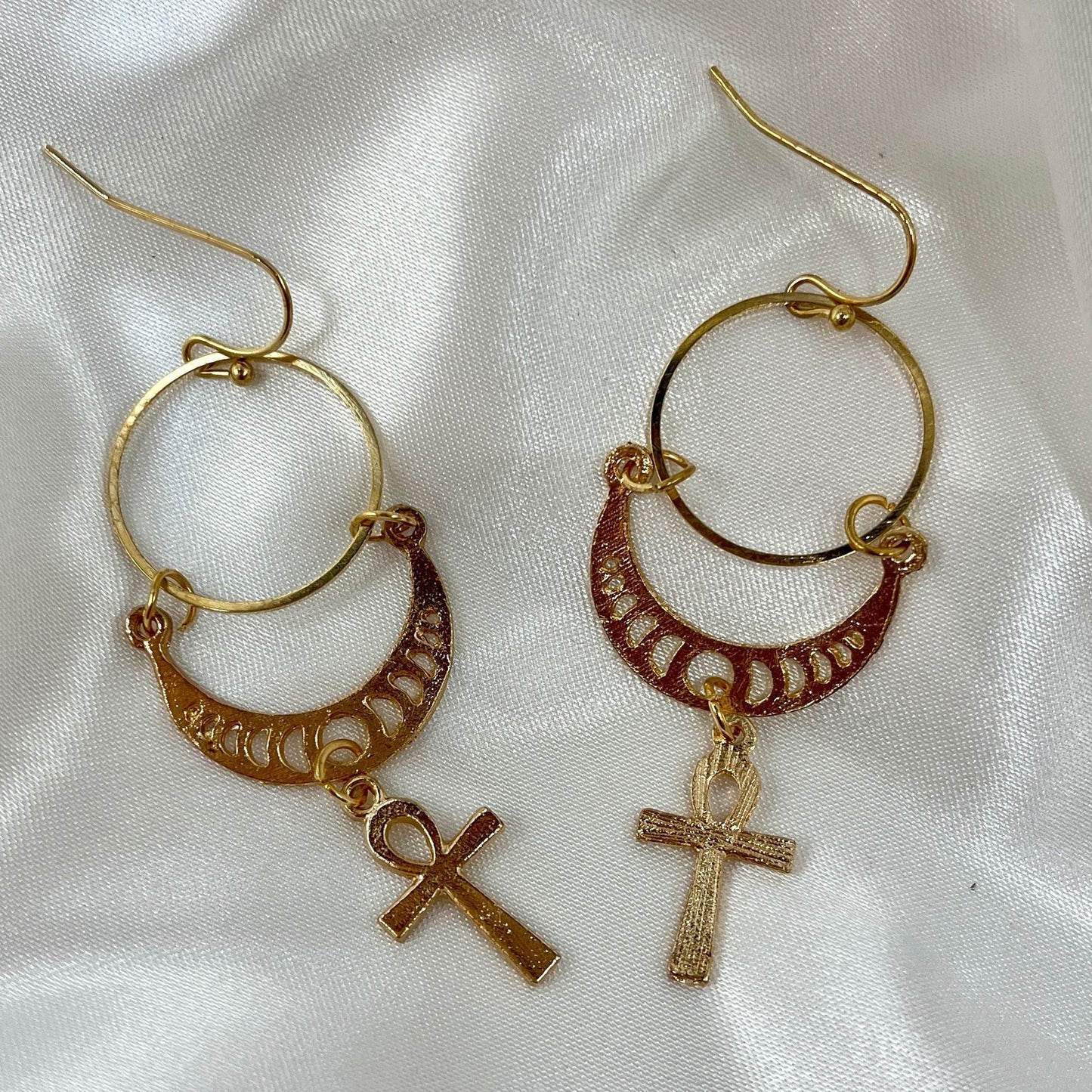 Charming Earring for Any Occasion