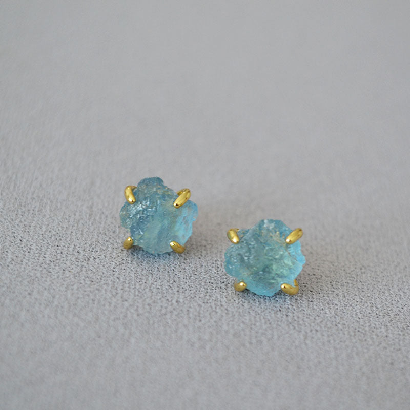 Vintage Handmade Gold Earring
