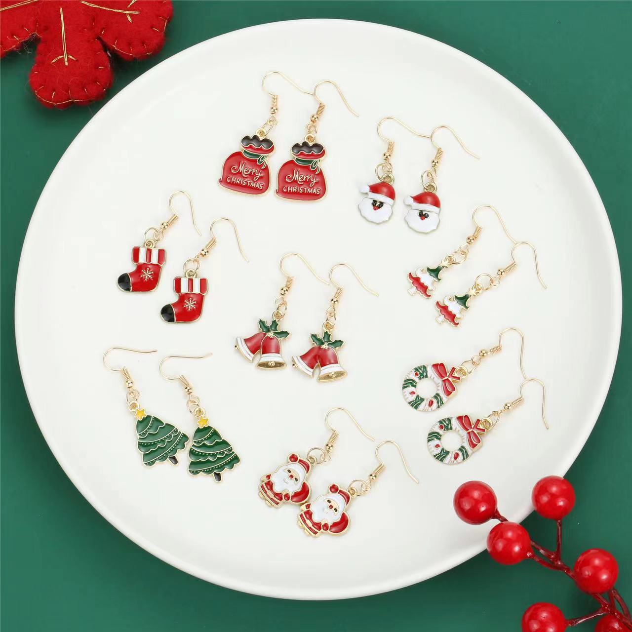 Charming Earring for Any Occasion
