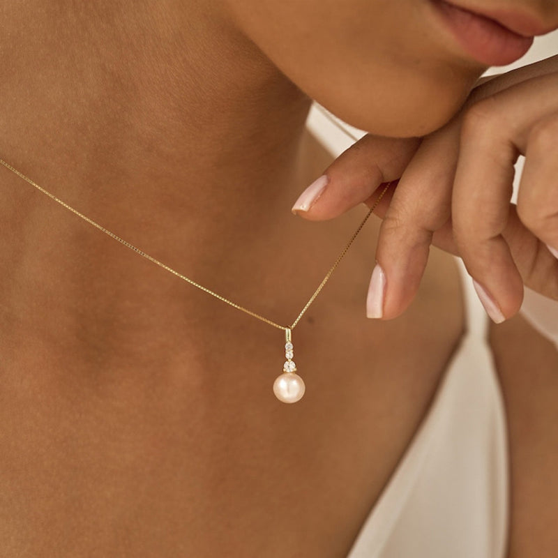Elegant Pearl Necklace for Every Occasion
