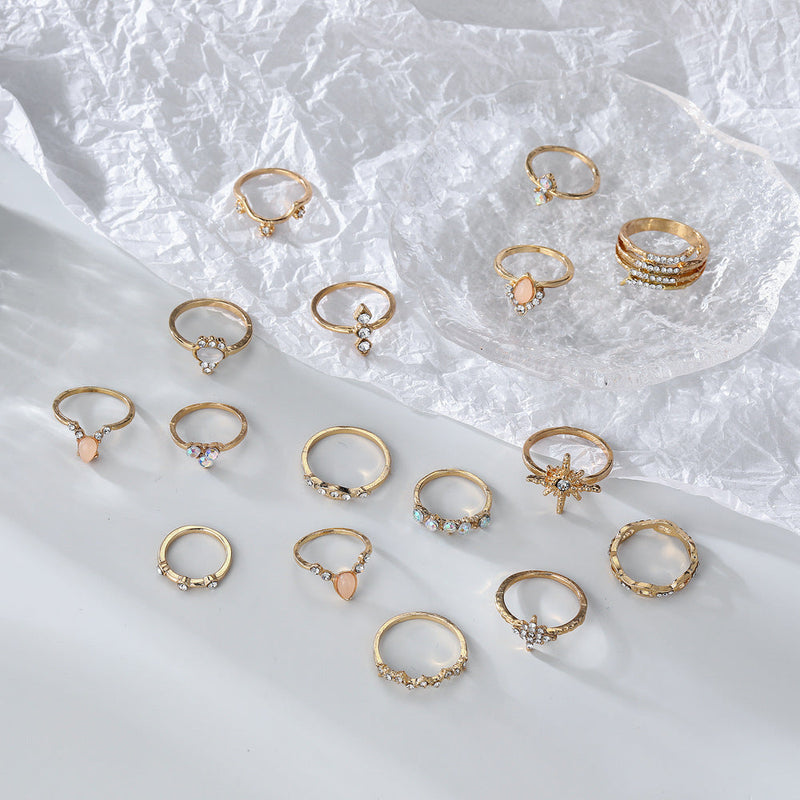 Beautiful Gold Set with Unique Style
