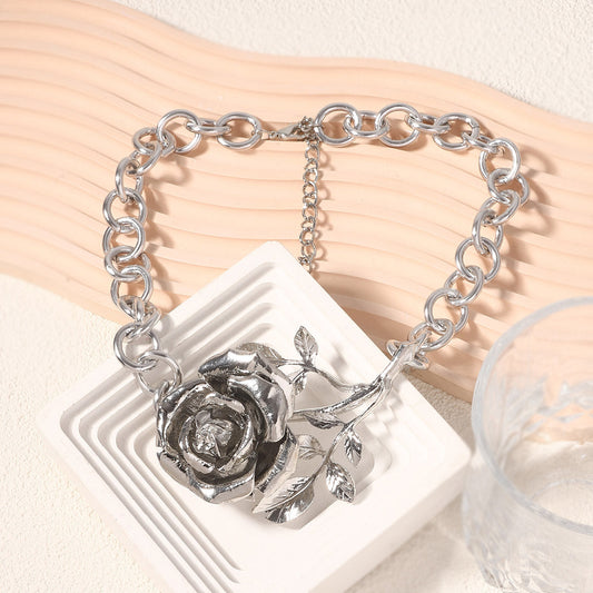 Romantic Pendant for Special Moments