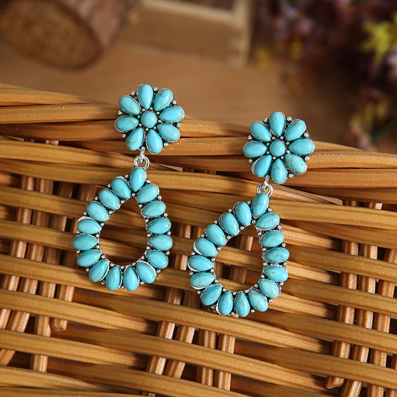 Classic Earring with Timeless Appeal