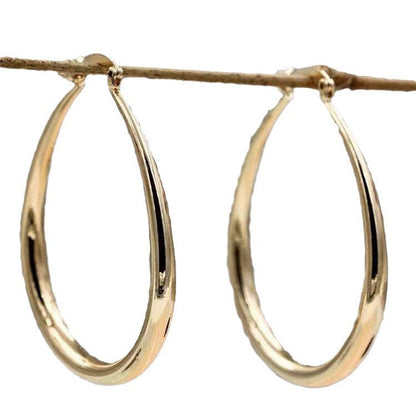 Romantic Silver Earring for Special Moments