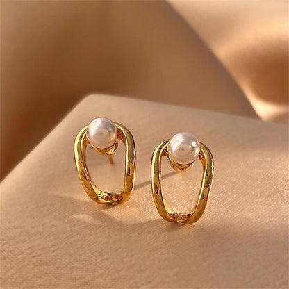Charming Pearl Earring for Any Occasion