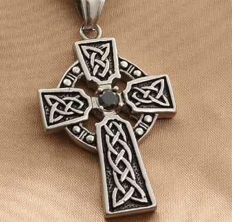 Charming Pendant for Any Occasion