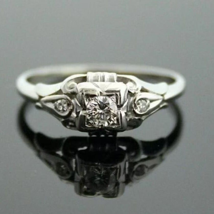 Charming Silver Ring for Any Occasion