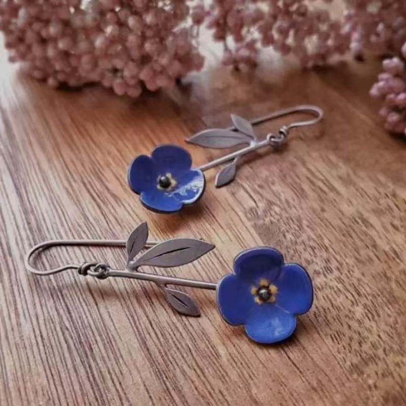 Vintage Handmade Earring