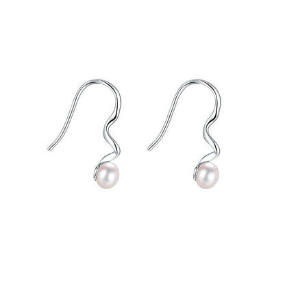 Stunning Pearl Earring for Daily Wear